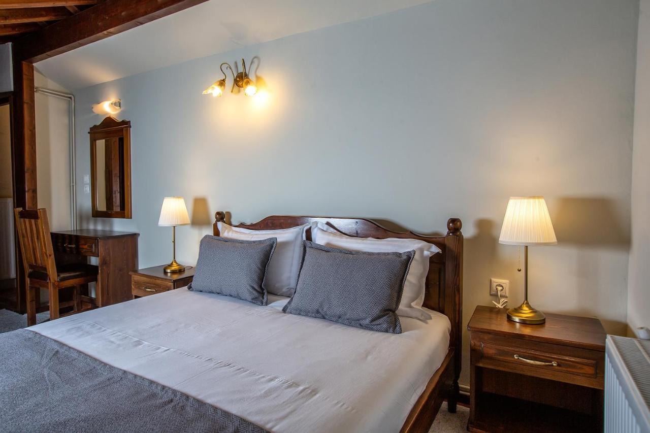La Noi Guesthouse Samarina Bagian luar foto
