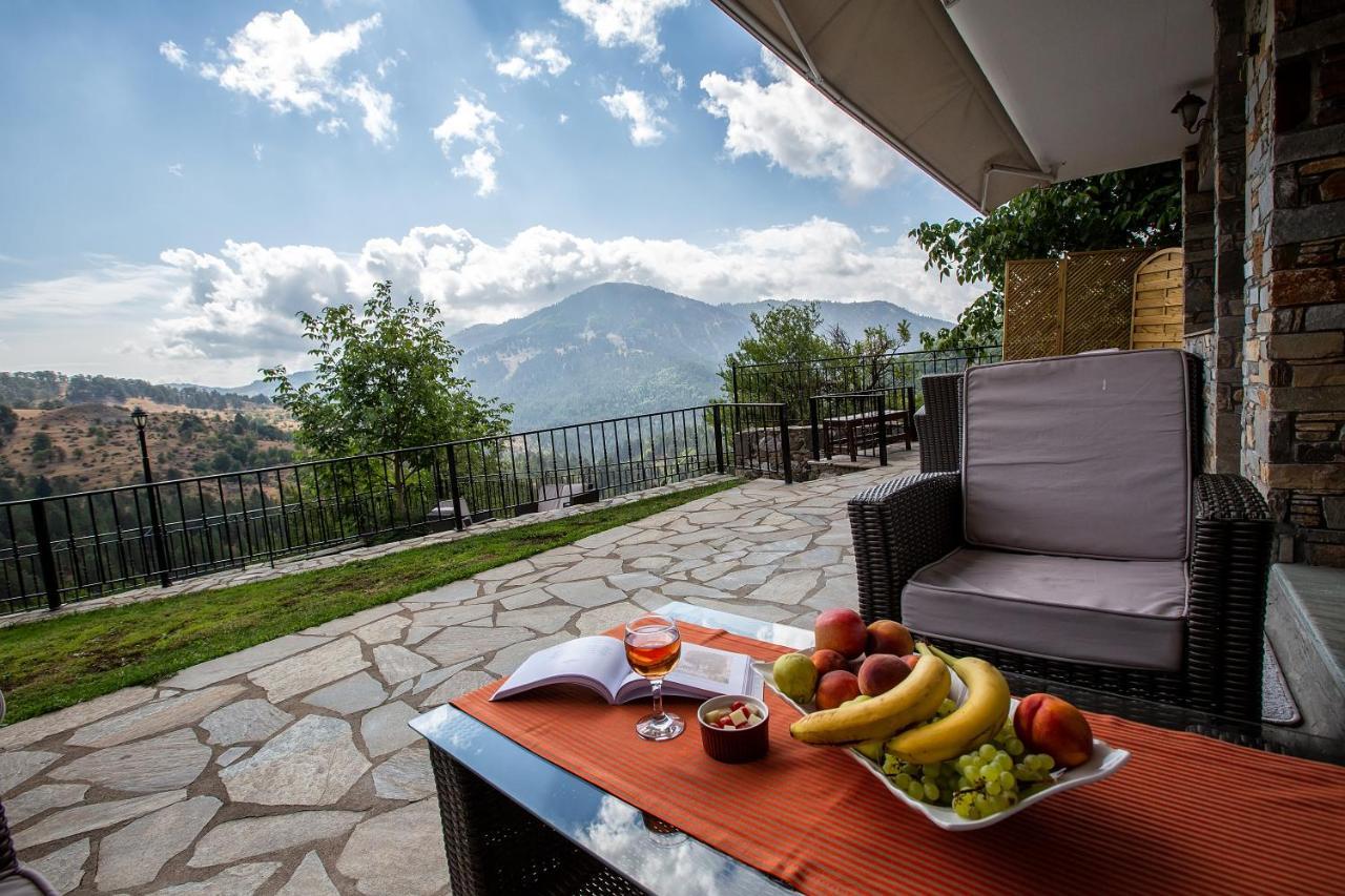 La Noi Guesthouse Samarina Bagian luar foto