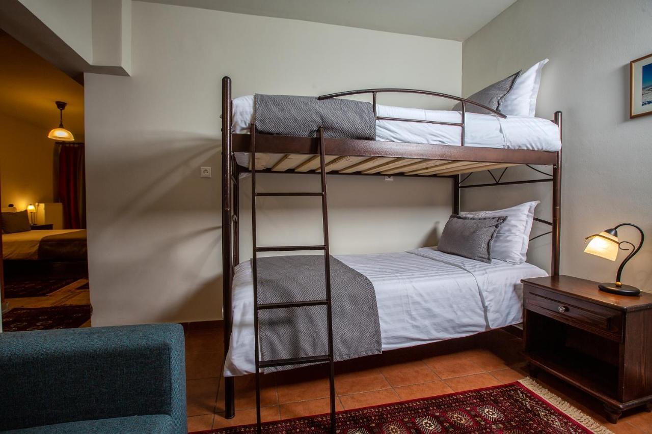 La Noi Guesthouse Samarina Bagian luar foto