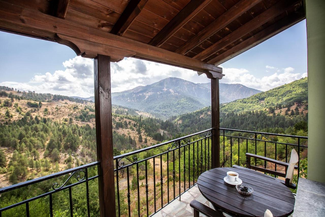 La Noi Guesthouse Samarina Bagian luar foto