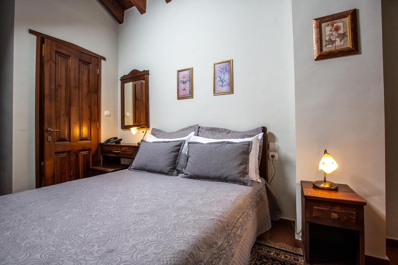La Noi Guesthouse Samarina Bagian luar foto